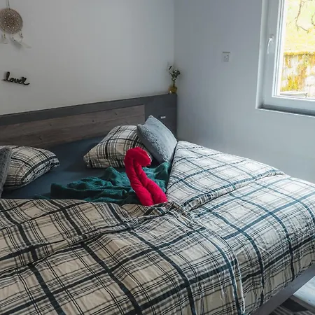 Wellness In Apartma Mesecina *
